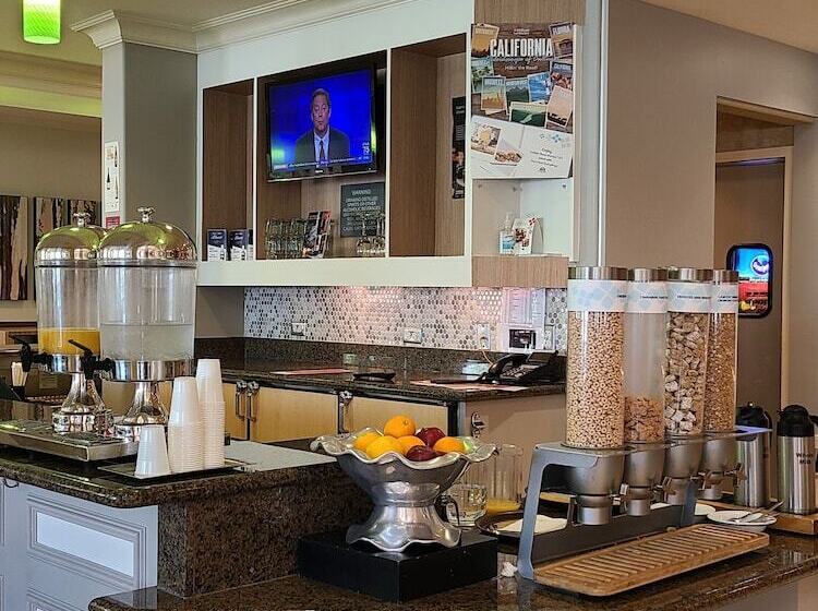 酒店 Hilton Garden Inn San Bernardino