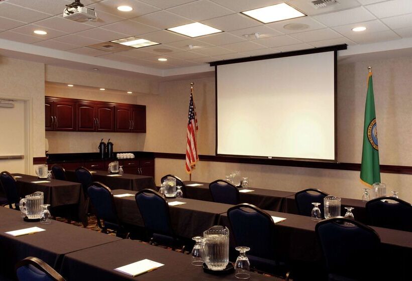 ホテル Hilton Garden Inn Spokane Airport