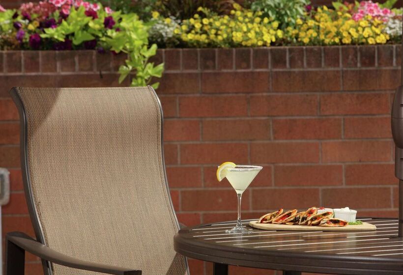 ホテル Hilton Garden Inn Spokane Airport