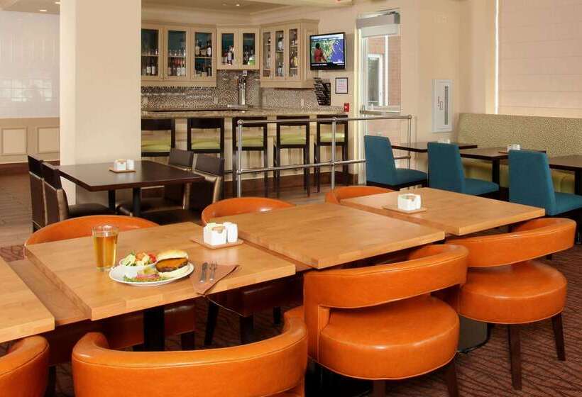 ホテル Hilton Garden Inn Spokane Airport