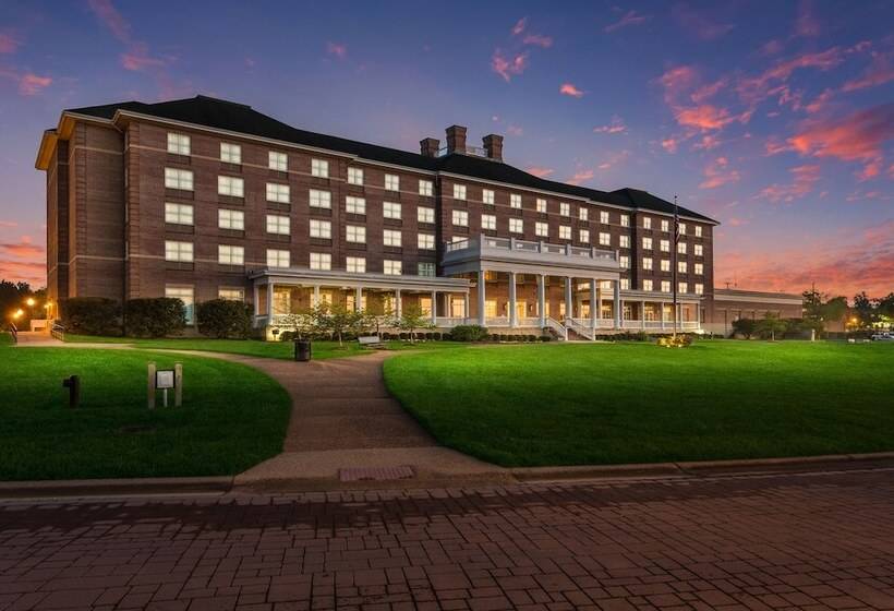 호텔 Hilton Garden Inn Suffolk Riverfront