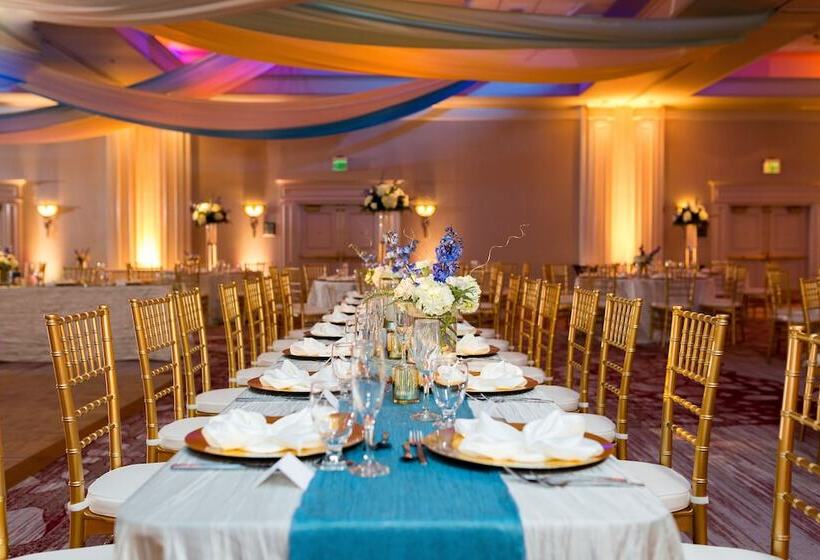 호텔 Hilton Garden Inn Suffolk Riverfront