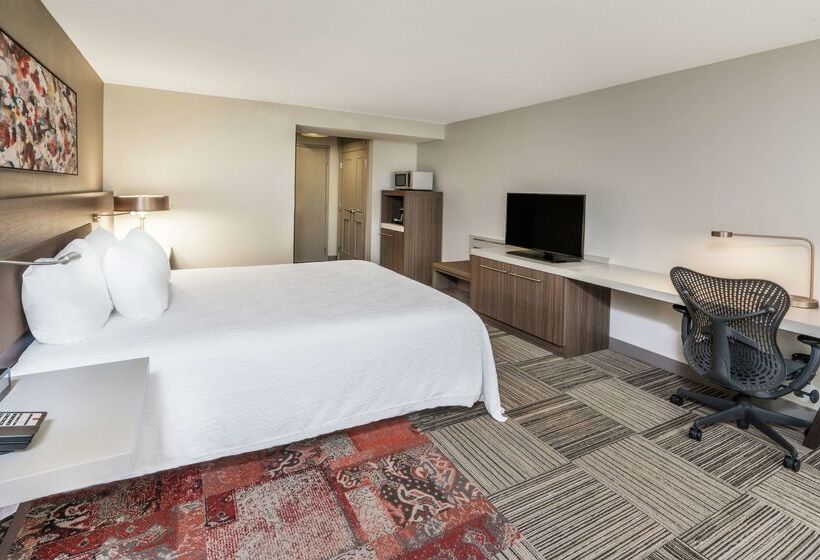 Отель Hilton Garden Inn Syracuse