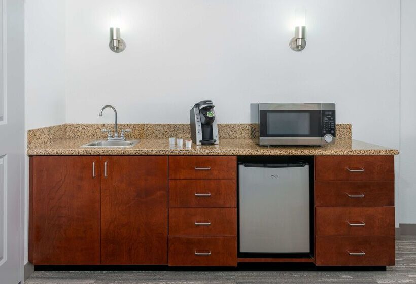 فندق Hilton Garden Inn Tampa/riverview/brandon