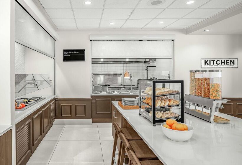 בית מלון כפרי Hilton Garden Inn Wilmington Mayfaire Town Center