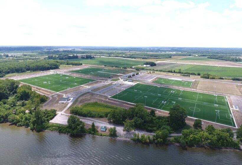 فندق Holiday Inn St. Louis Airport West Earth City, An Ihg