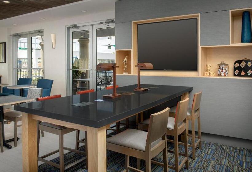 בית מלון כפרי Holiday Inn Express Jacksonville Beach, An Ihg