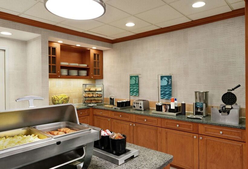 Отель Homewood Suites By Hilton Allentownbethlehem Airport