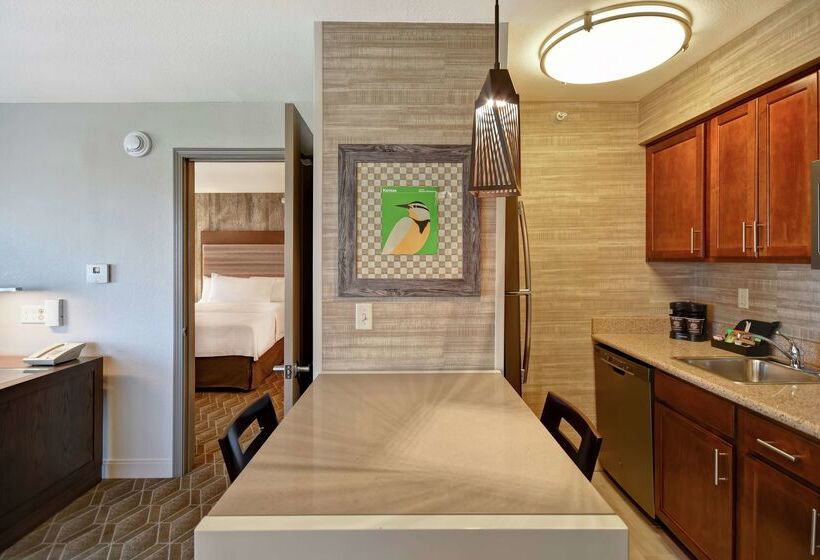 Отель Homewood Suites By Hilton At The Waterfront