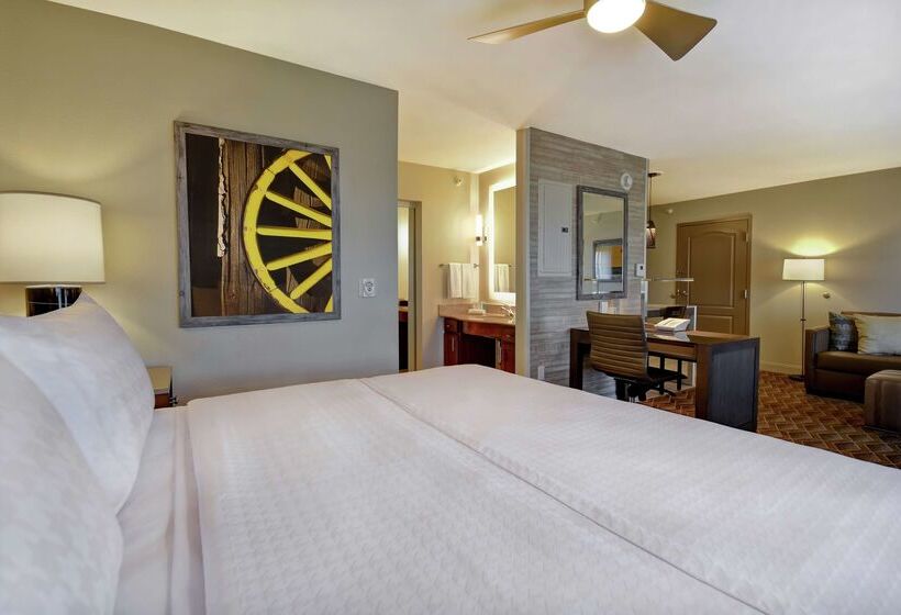 Отель Homewood Suites By Hilton At The Waterfront