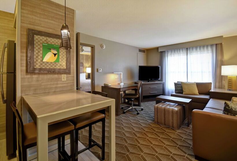 Отель Homewood Suites By Hilton At The Waterfront
