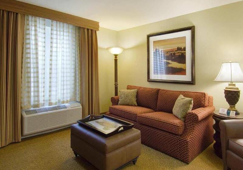 فندق Homewood Suites By Hilton Bentonvillerogers