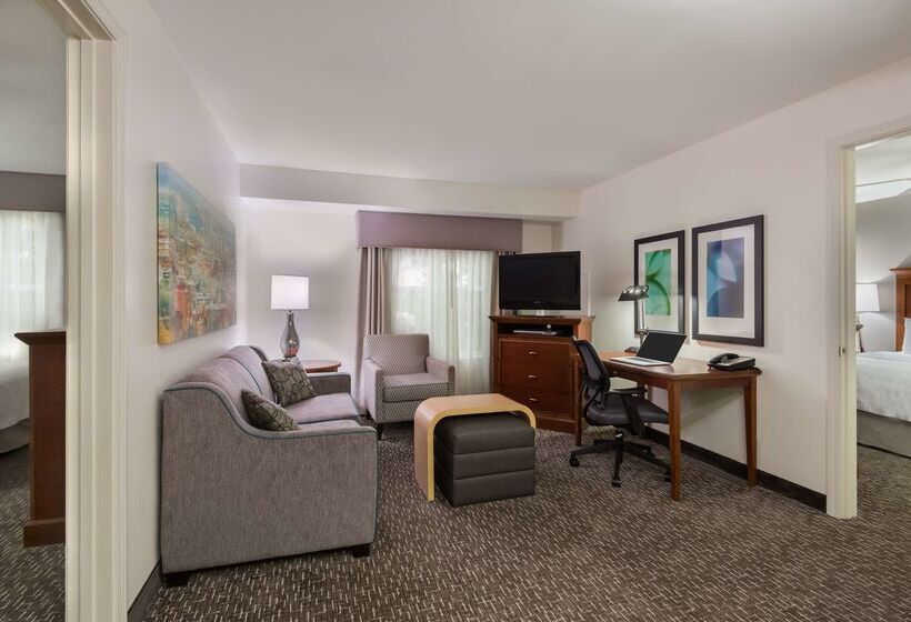 هتل Homewood Suites By Hilton Birmingham South Inverness