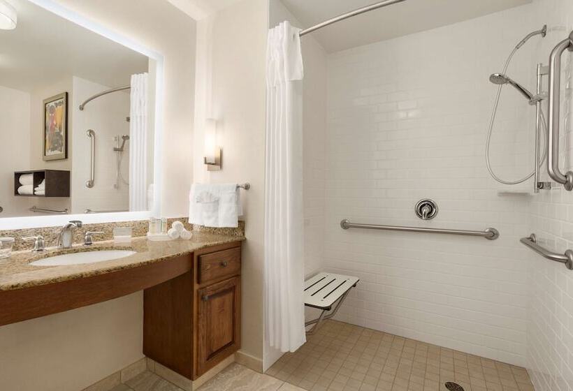 ホテル Homewood Suites By Hilton Fargo