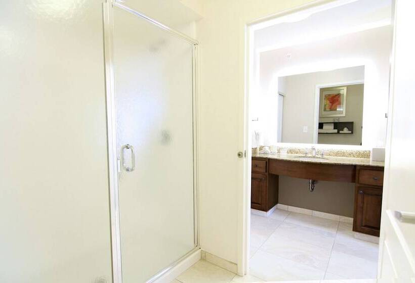 ホテル Homewood Suites By Hilton Fargo