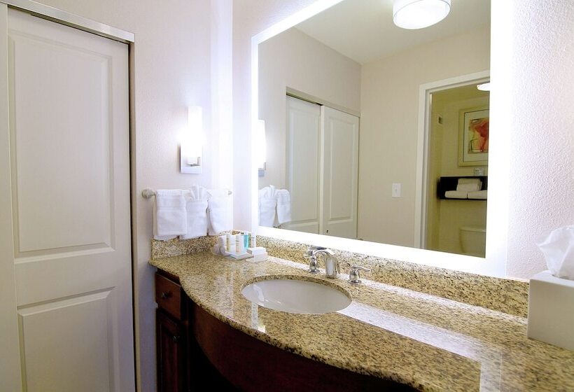 ホテル Homewood Suites By Hilton Fargo