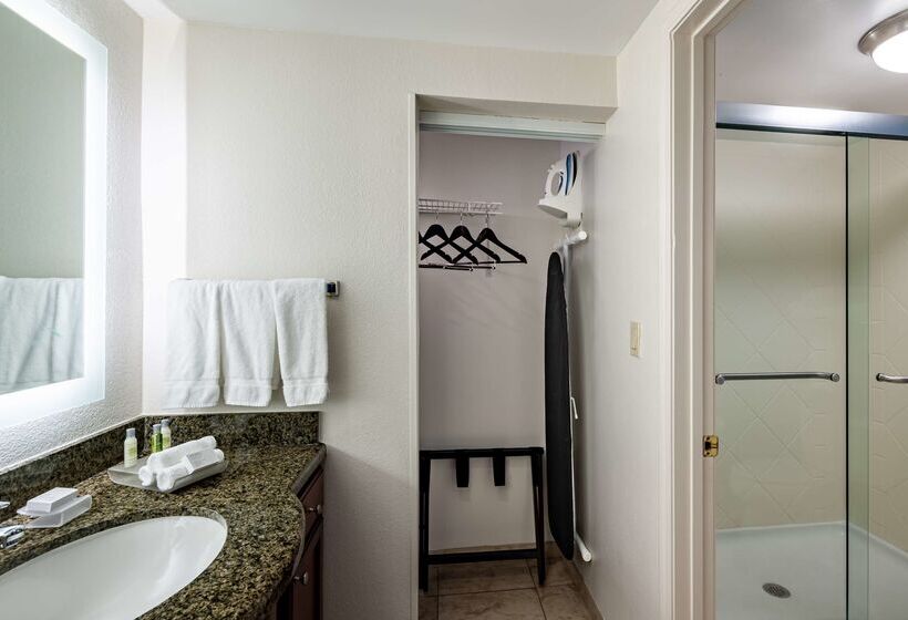 فندق Homewood Suites By Hilton Gainesville