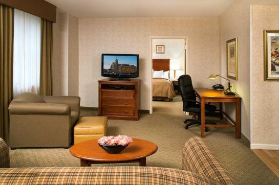 هتل Homewood Suites By Hilton Hartford Downtown