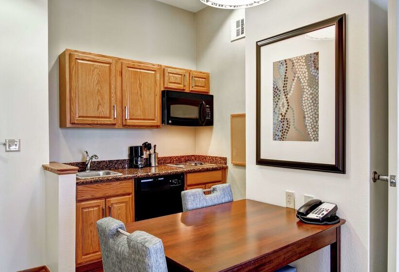 فندق Homewood Suites By Hilton Oklahoma Citywest