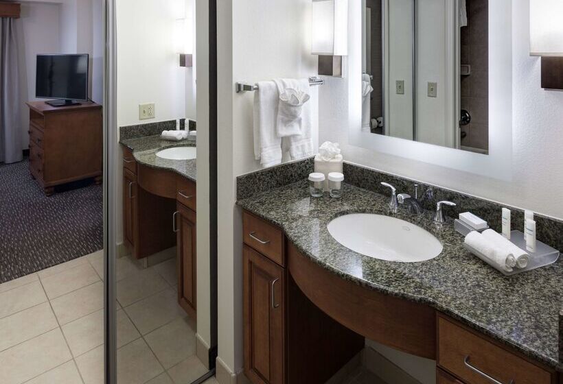 ホテル Homewood Suites By Hilton Omahadowntown