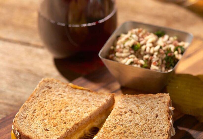 Отель Hyatt Place Phoenix/mesa