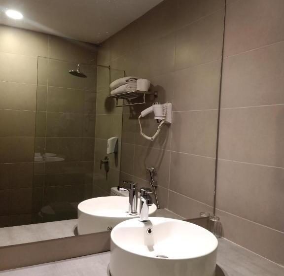 فندق Kinabalu Daya