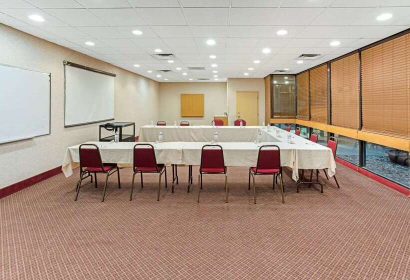 فندق Americinn By Wyndham Casper Event Center Area