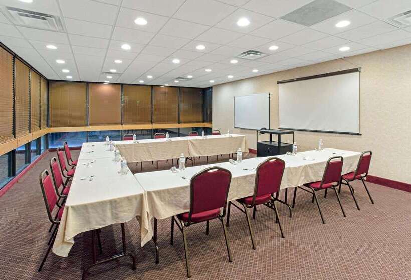 فندق Americinn By Wyndham Casper Event Center Area