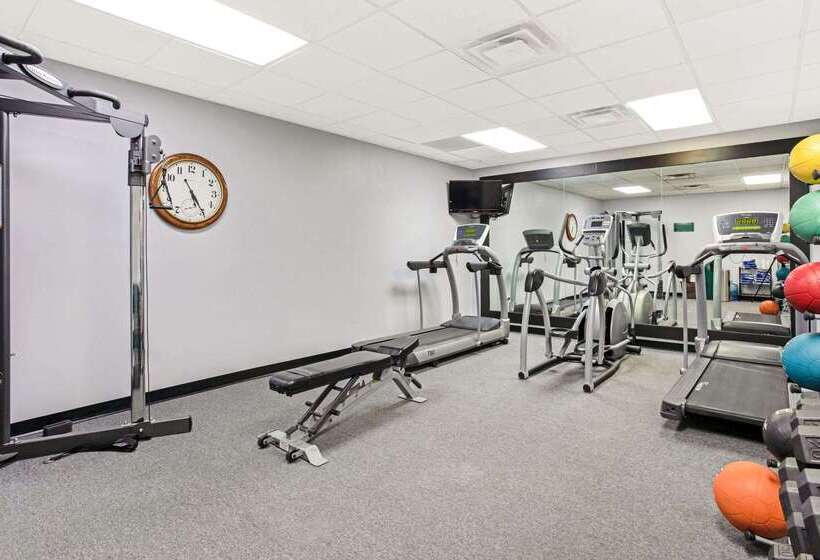 فندق Americinn By Wyndham Casper Event Center Area