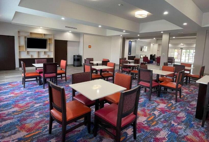 فندق La Quinta Inn And Suites By Wyndham   Schertz