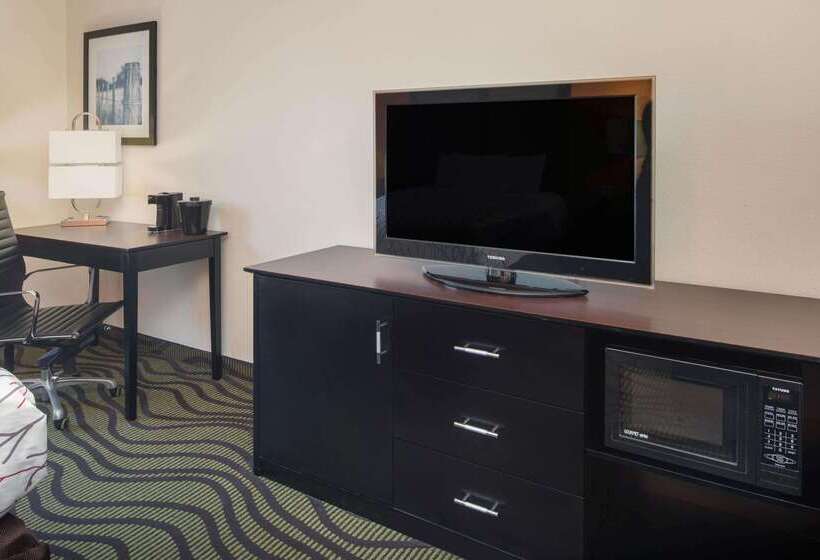 酒店 La Quinta Inn By Wyndham Calhoun South I75