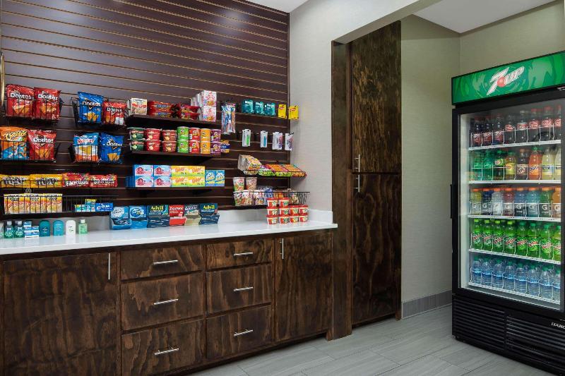 酒店 La Quinta Inn By Wyndham Calhoun South I75