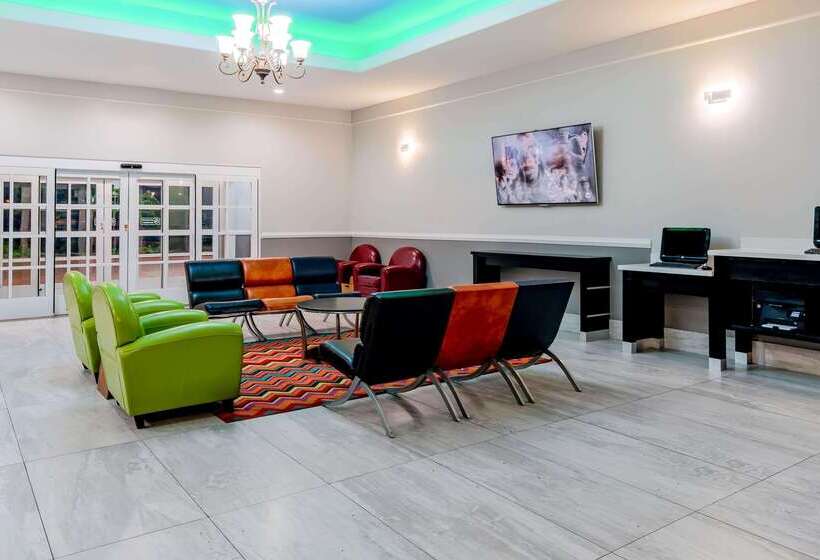 Отель La Quinta By Wyndham Alamo Mcallen East