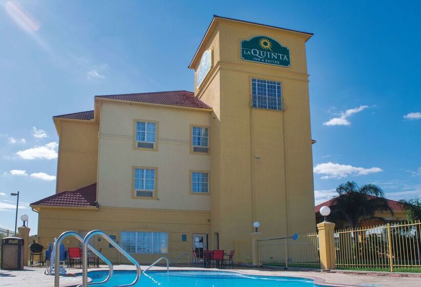 ホテル La Quinta By Wyndham Alice