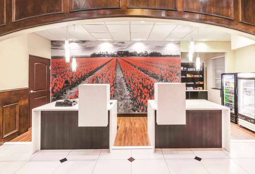 فندق La Quinta Inn & Suites By Wyndham Allen At The Village