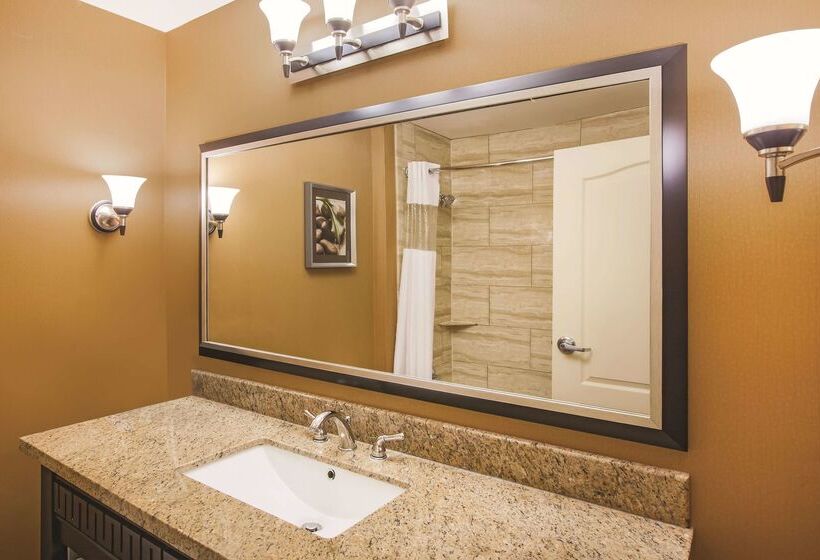 فندق La Quinta Inn & Suites By Wyndham Allen At The Village