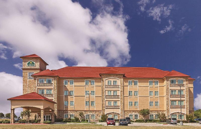 هتل La Quinta Inn & Suites By Wyndham Allen At The Village