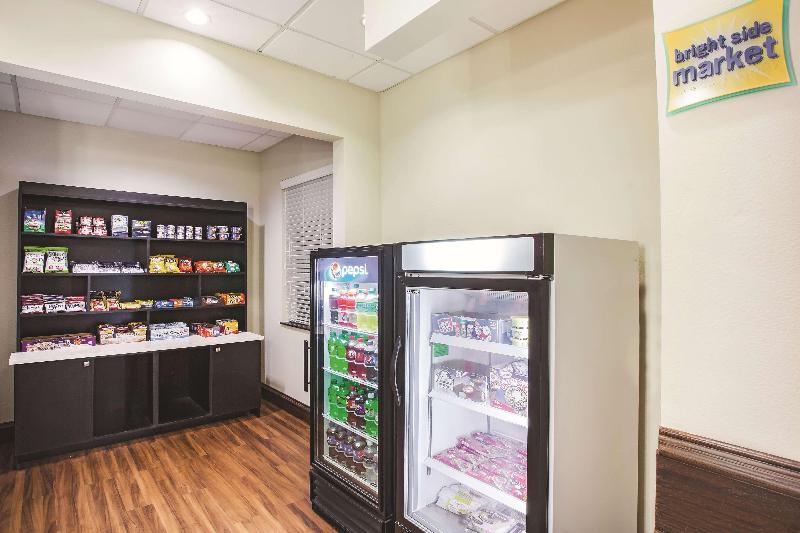 فندق La Quinta Inn & Suites By Wyndham Allen At The Village