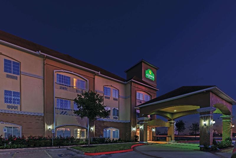 호텔 La Quinta Inn & Suites By Wyndham Angleton