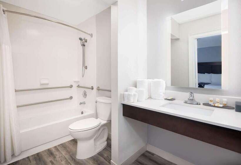 Отель La Quinta By Wyndham Atlanta Airport South