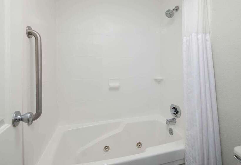 Отель La Quinta By Wyndham Atlanta Airport South