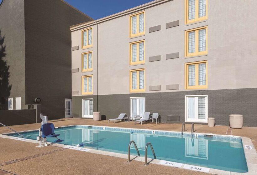 Отель La Quinta By Wyndham Atlanta Airport South