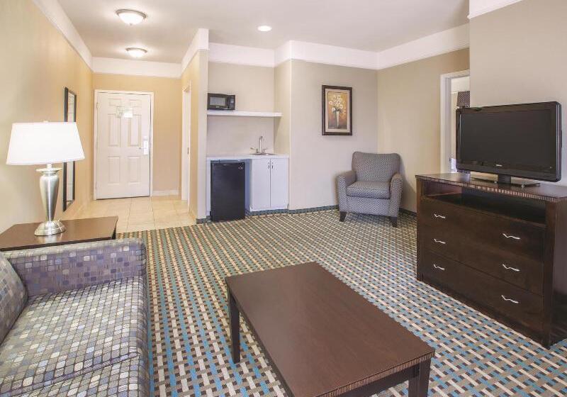 فندق La Quinta By Wyndham Bay City