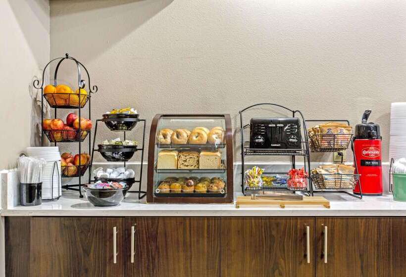 בית מלון כפרי La Quinta By Wyndham Biloxi