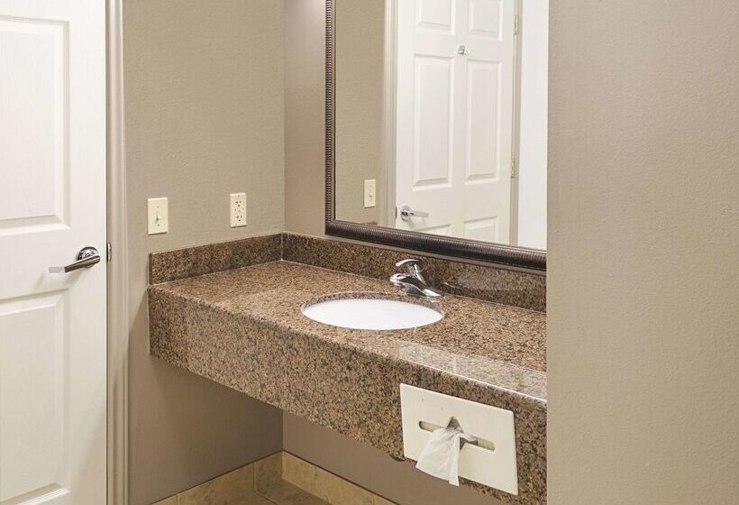 בית מלון כפרי La Quinta By Wyndham Biloxi