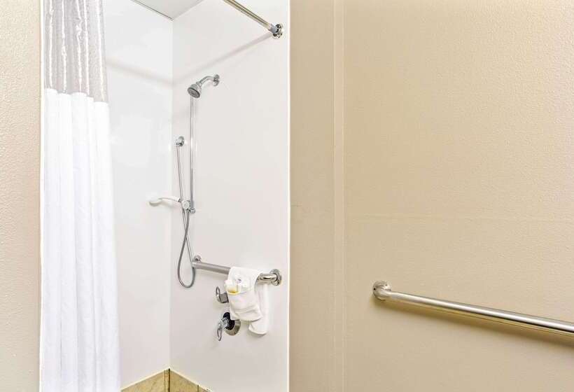 בית מלון כפרי La Quinta By Wyndham Biloxi