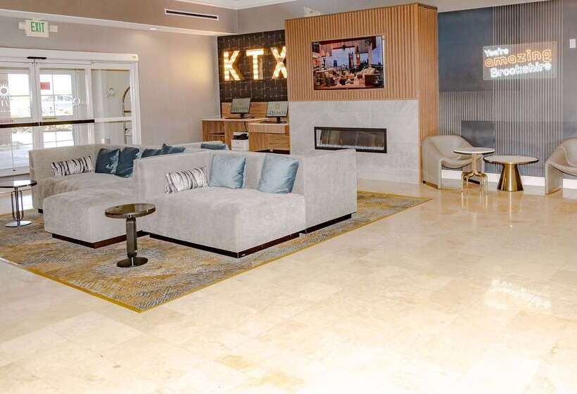 호텔 La Quinta By Wyndham Brookshire West Katy