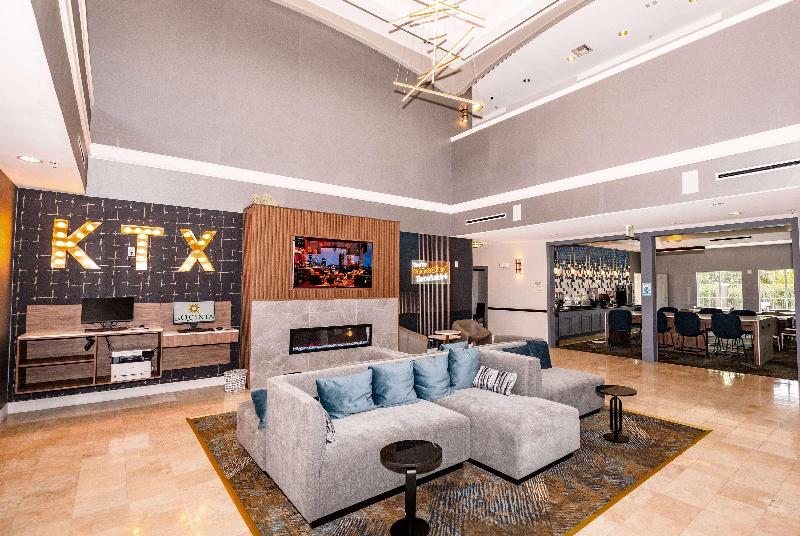 호텔 La Quinta By Wyndham Brookshire West Katy