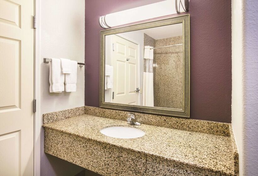 فندق La Quinta By Wyndham Brownwood