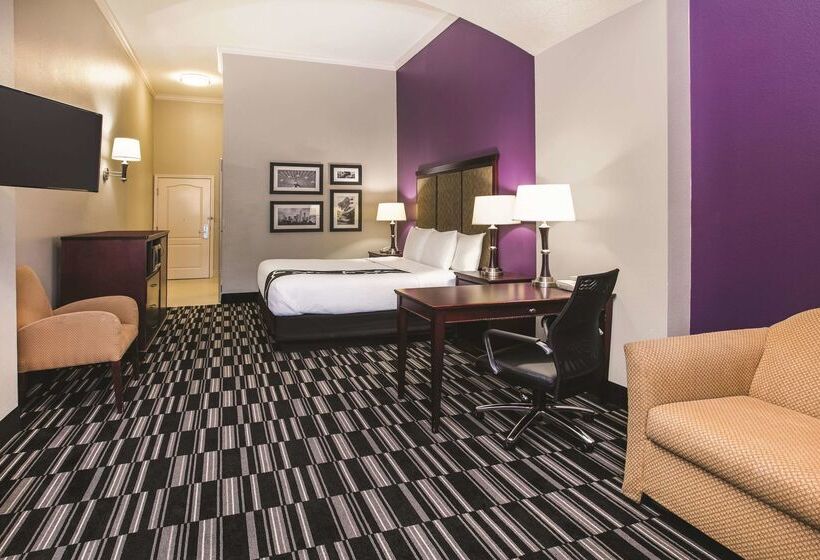 호텔 Baymont By Wyndham Dallas South Desoto